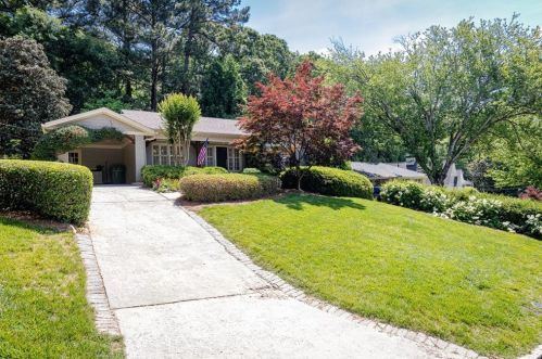 2551 Birchwood Dr, Atlanta, GA 30305-3819