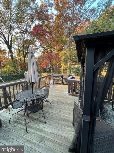 217 Summit Ave, Blenheim NJ  08012-4112 exterior