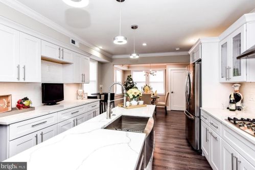 5200 New Hampshire Ave, Washington DC 20011-7920 exterior