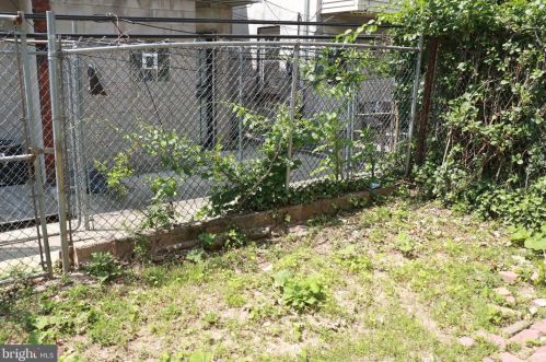 2356 18 St, Philadelphia PA 19132-4315 exterior