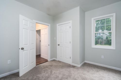 1321 57, Milwaukee WI 53214-3429 exterior