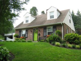 1406 Springside Dr, Lancaster, PA 17603-6319