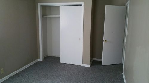 8139 Bender Ave, Milwaukee WI 53218-1052 exterior