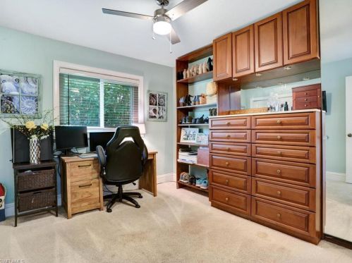 570 25 St, Naples FL 34117-3241 exterior