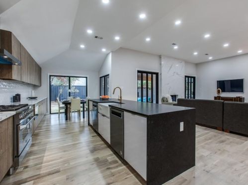 6710 Cliffbrook Dr, Dallas TX  75254-7904 exterior