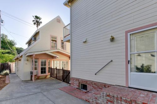 539 J St, Davis CA 95616-2326 exterior