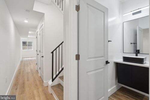 1940 Firth St, Philadelphia PA  19125-1305 exterior