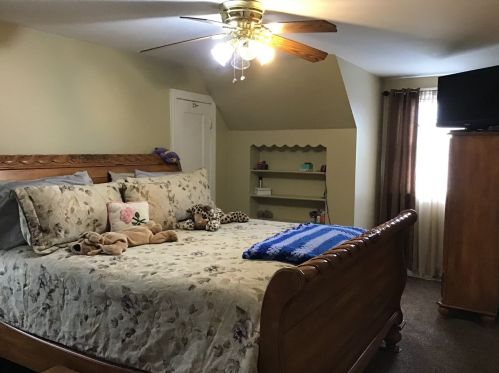 1444 12 Ave, Broadview IL 60153-1406 exterior