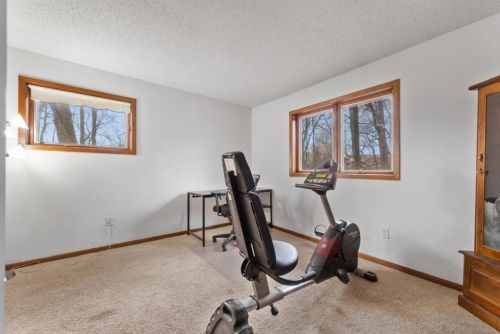 1229 Woodland Trl, Waterford MN 55057 exterior