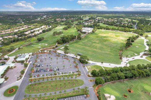 9866 Perfect Dr, Fort Pierce FL 34986-3031 exterior