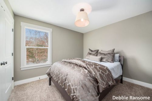 1839 Starr View Ln, Middlevle MI 49333-8061 exterior