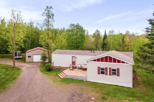 4950 Tomak Rd, Duluth, MN 55811-9750