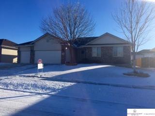 16509 Redwood St, Omaha NE  68136-3132 exterior