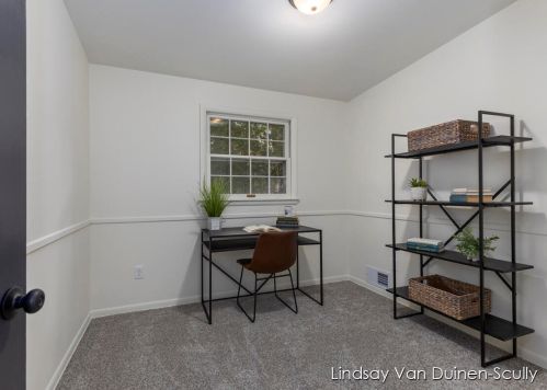 2246 Holliday Dr, Wyoming MI  49519-4238 exterior