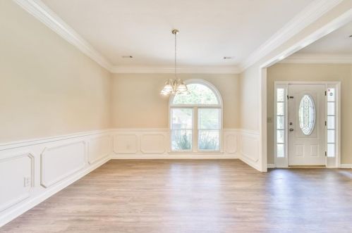 3032 Chesterfield Ct, Lithonia GA 30039-4683 exterior