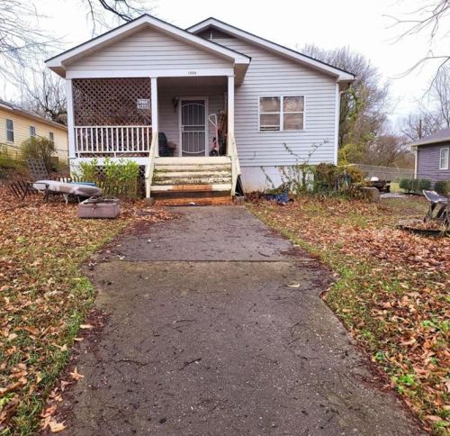 1558 Foote St, Atlanta, GA 30307-2817