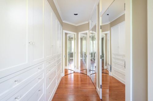 170 Blackstone Blvd, Providence RI 02906-5802 exterior