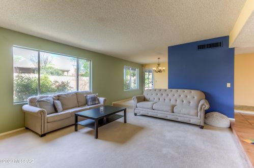 7561 La Cienega Dr, Tucson AZ  85715-3526 exterior