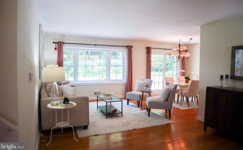 7641 Miller Fall Rd, Rockville MD 20855-1165 exterior