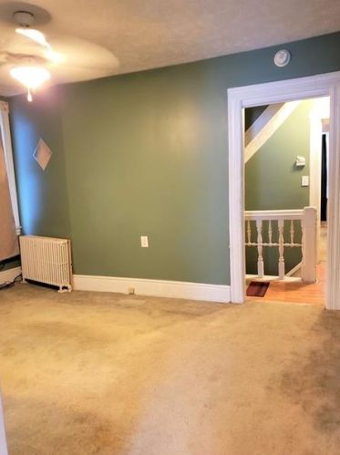 4211 Milgate St, Pittsburgh PA 15224-1526 exterior