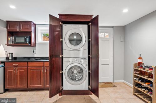 310 Franklin St, Alexandria VA 22314-4106 exterior