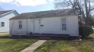 829 Maple St, Champaign IL  61820-2810 exterior