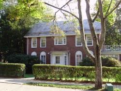 18 Stuart Rd, Newton, MA 02459-1260