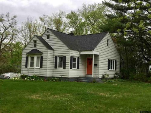 2060 Morrow Ave, Schenectady, NY 12309-4004