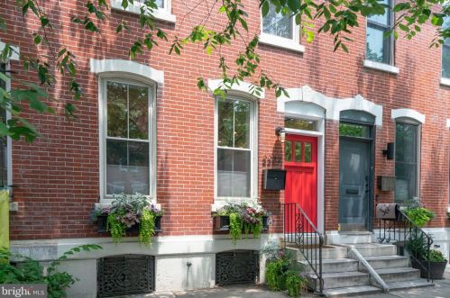 2227 Christian St, Philadelphia PA  19146-1718 exterior