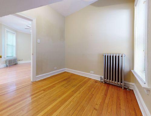 1922 Wilson Ave, Chicago IL 60625-3760 exterior