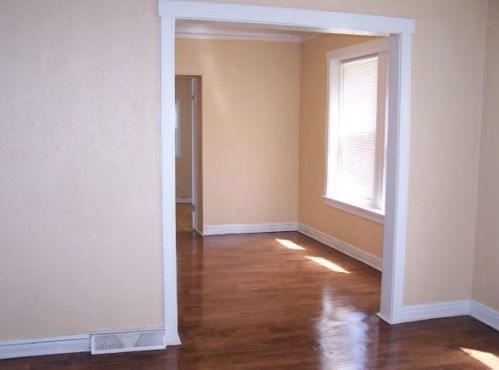 8841 Michigan Ave, Chicago IL 60628-1447 exterior