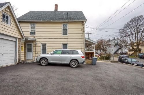 24 Knapp St, Norwalk CT 06854-4316 exterior