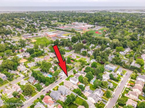 92 Washington St, Locust NJ 07760-1432 exterior