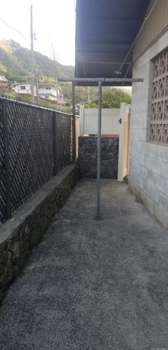 3190 Kalihi St, Honolulu HI 96819-3028 exterior