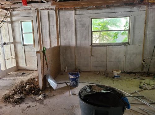 105 Coral Bell Ct, Orlando FL 32807-6117 exterior