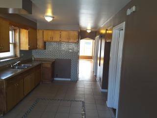 16 122nd St, Chicago IL  60628-6813 exterior