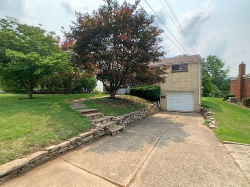 517 Lucy Dr, Pittsburgh, PA 15236-3335