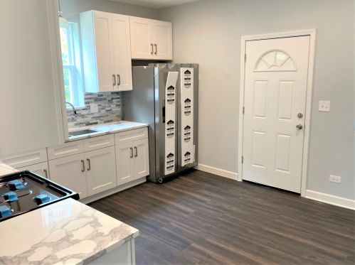 6224 Artesian Ave, Chicago IL  60629-1210 exterior