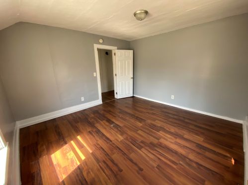 1310 Alamo Ave, Kalamazoo MI 49006-2215 exterior