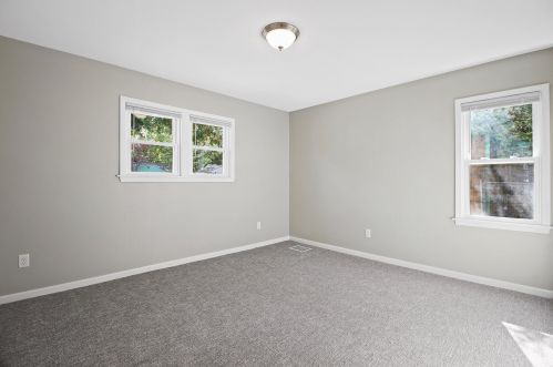 3725 63, Milwaukee WI 53220-1957 exterior