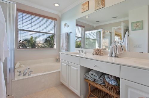 11903 Knightsbridge Ln, Fort Pierce FL 34987-2730 exterior