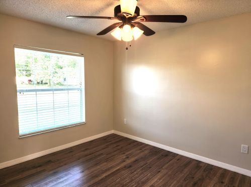 1161 Clifton Ln, Fort Pierce FL  34983-3201 exterior