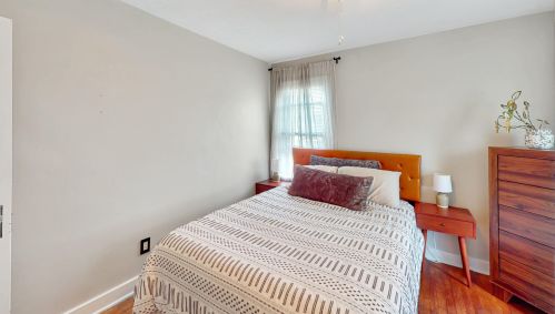 878 Aberdeen St, Grand Rapids MI 49505-3814 exterior