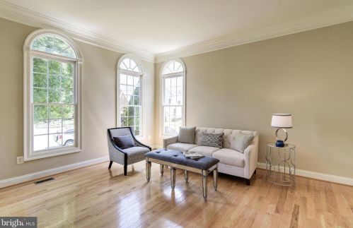 14110 Chinkapin Dr, Rockville MD  20850-7403 exterior