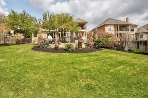 309 Emerald Rdg Dr, Austin TX 78732-1235 exterior