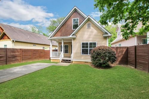 2005 Chicago Ave, Atlanta GA  30314-1101 exterior