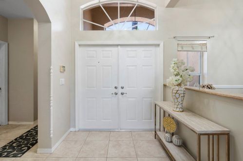 9137 Cove Point Cir, Boynton Beach FL 33472-2763 exterior