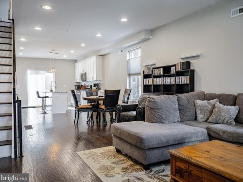 1914 6 St, Philadelphia PA 19148-2400 exterior