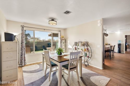 10302 Calle Del Este, Tucson AZ  85748-6845 exterior