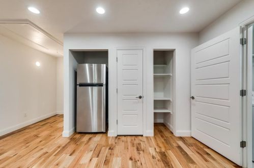 3827 Dismount St, Dallas TX  75211-3115 exterior